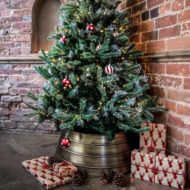 Metal Tree Skirt