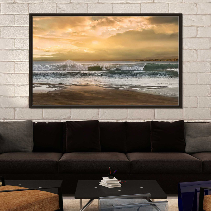 «New Dawn», reproduction, H 27,5 po x l 43,5 po x P 2 po, Cadre flottant espresso