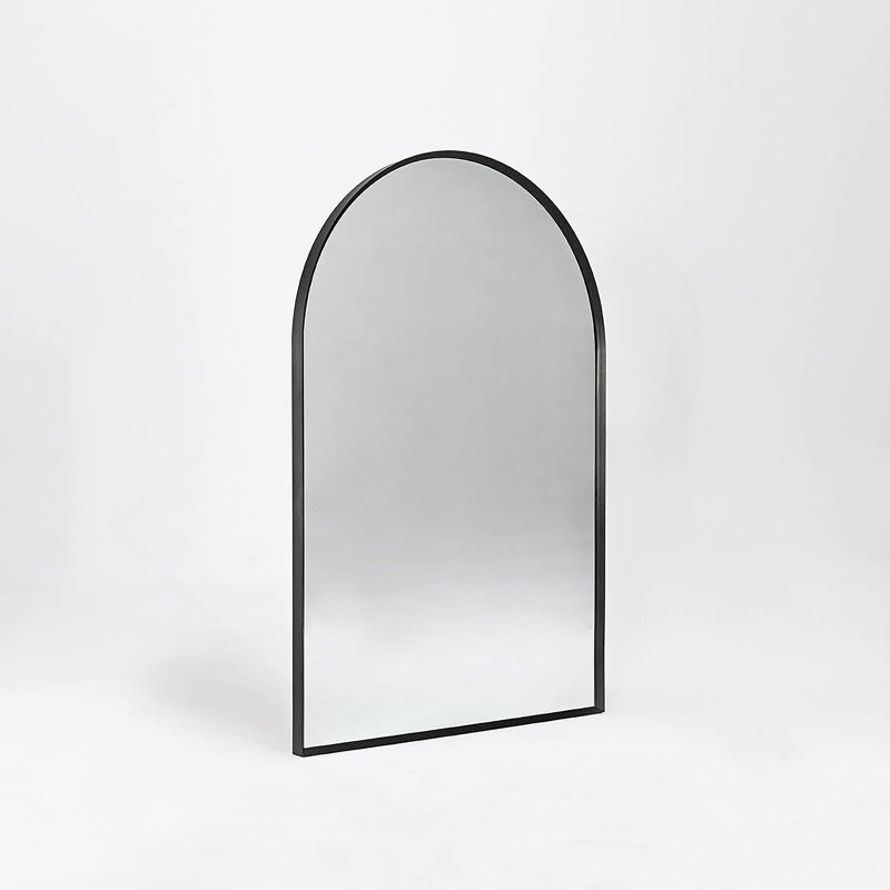 Miroir en métal, Noir