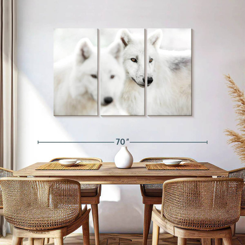 Brampt White Wolf II, 36" H x 57" W