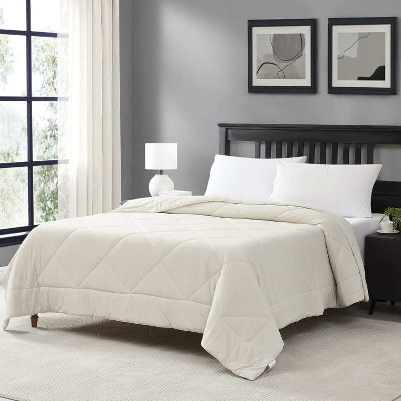 Cooling Oversized All-Season Reversible Single Comforter By Sweet Home Collection®, King/California King, Beige