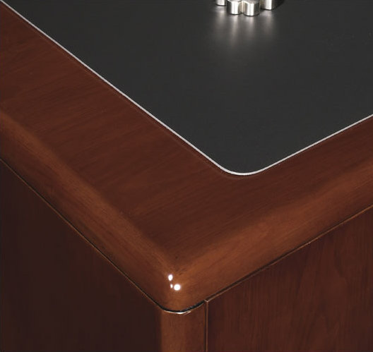 Jusino Desk