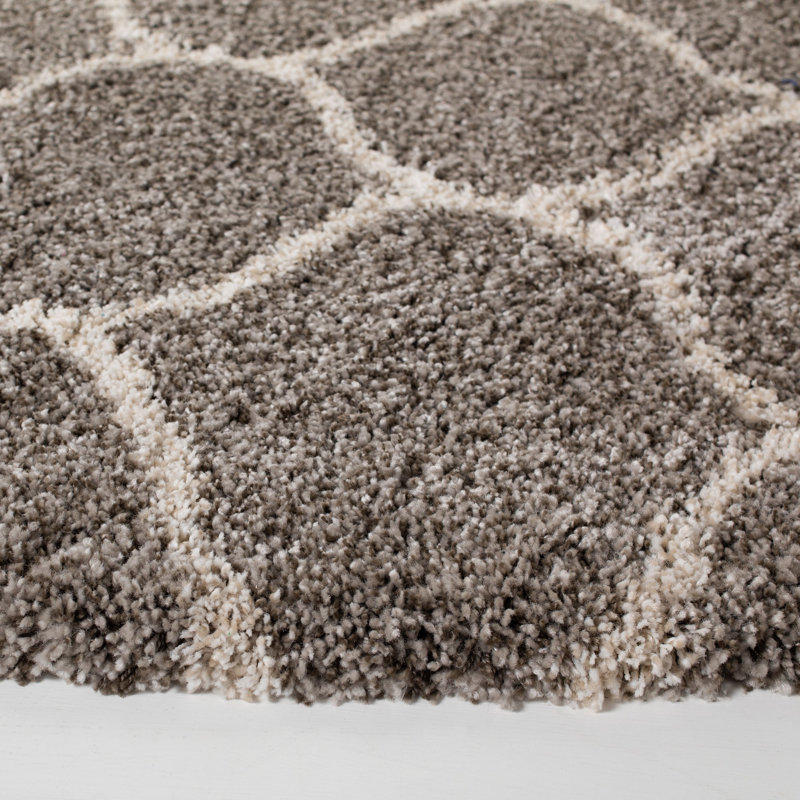 Darrold Shag Performance Geometric Rug, Round 5'3"