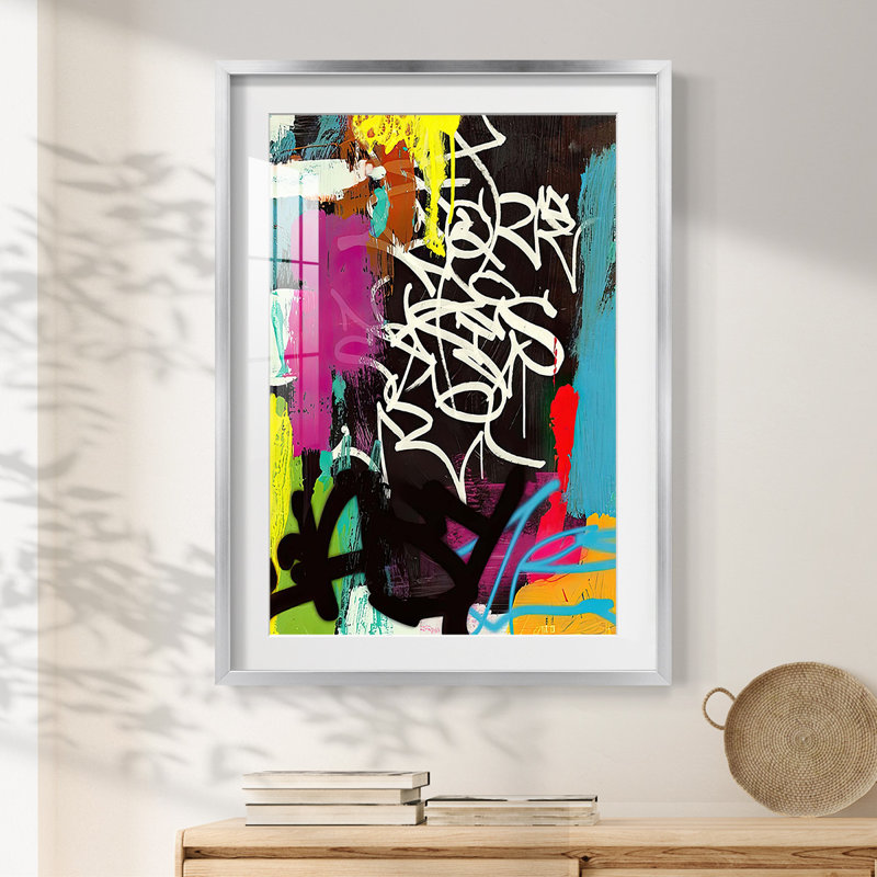 Street Style I - Impression encadrée, H 28,5 po x l 20,5 po, Argent argent
