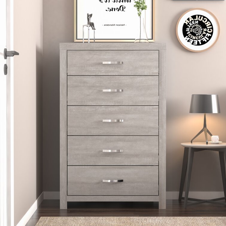 Aimaan 5 Drawer 29.6"W Dresser