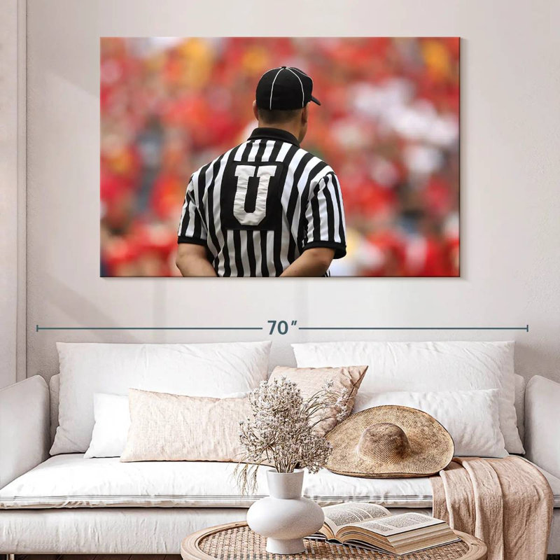 Arbitre de football Sireci, H 34 po x l 51 po
