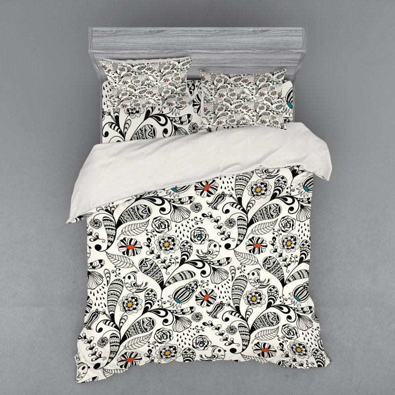 Traditional Polyester Floral Duvet Cover, Queen Duvet Cover + 3 Additional Pieces