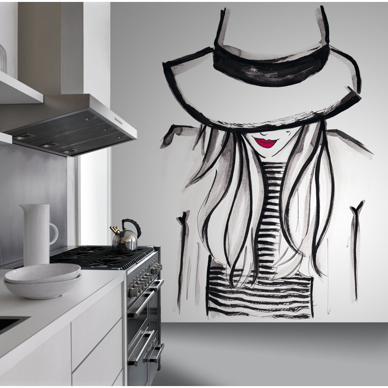 2.8m x 1.9m Embossed Wallpaper Roll