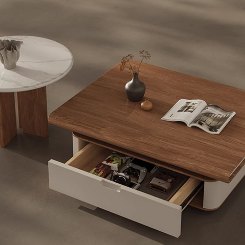 Table basse rétro de style niche