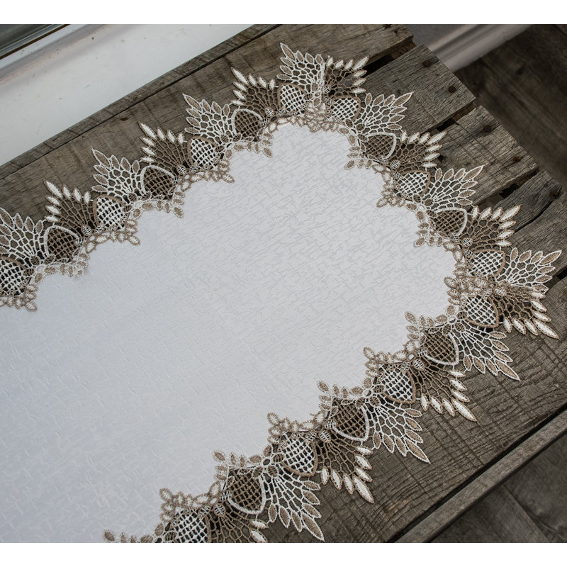 Tapis de couloir en jacquard blanc Petrosky, 35 po x 14 po