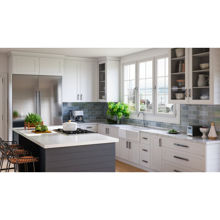 Luxury 33" L x 20" W Dual Mount Kitchen Sink with Basket Strainer