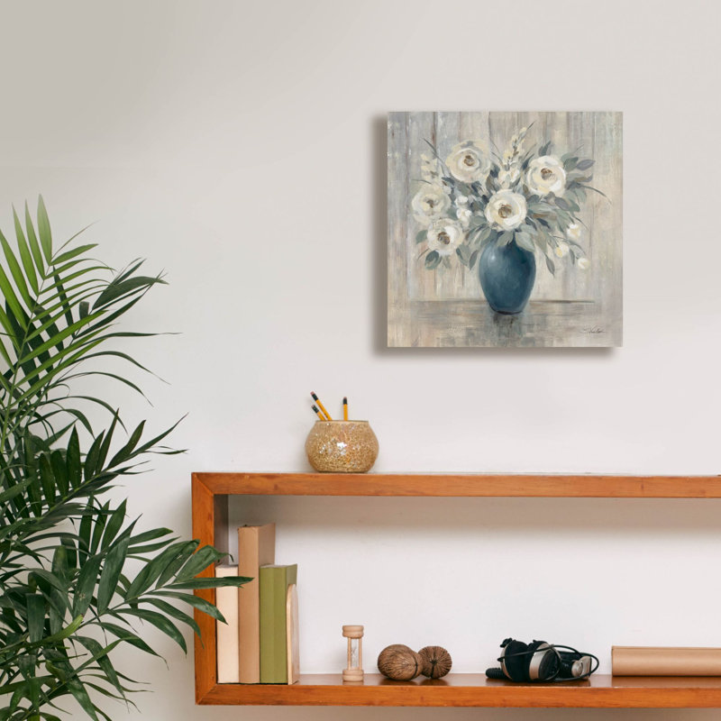 «Gray Barn Floral» par Silvia Vassileva, art mural sur toile