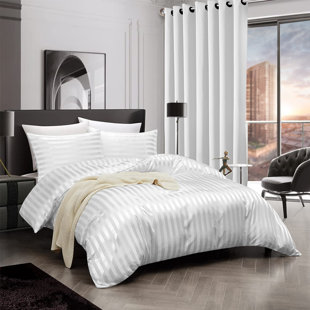 Microfiber Striped Bedding with Pillowcases
