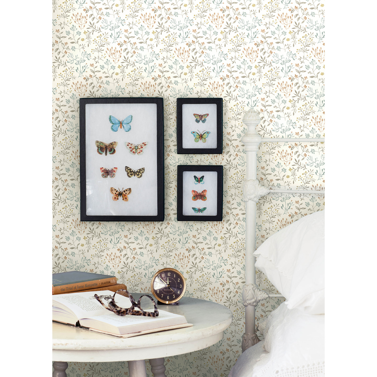 Siren Prepasted Floral Wallpaper, Multicolor
