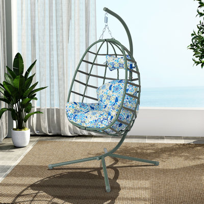 Fauteuil à œufs confortable en acier et rotin Pe
