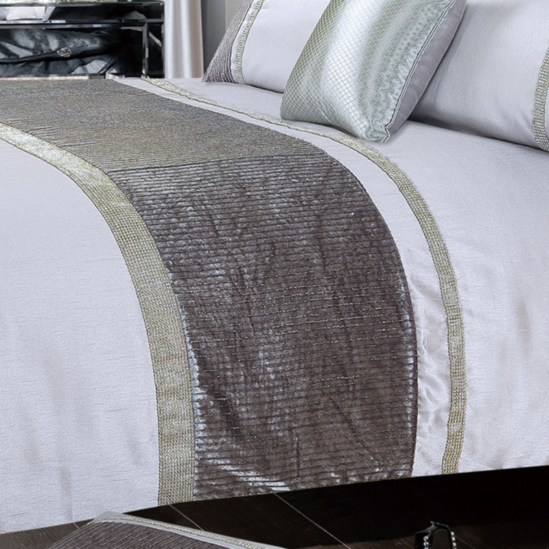 Odeen Silk Diamante Duvet Cover Set, Single Duvet Cover Set, Natural
