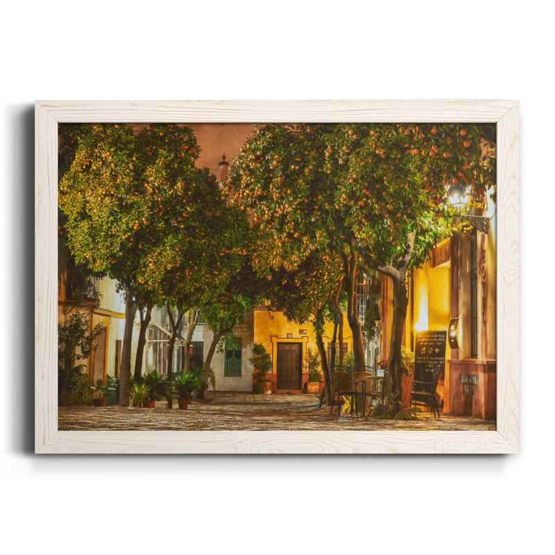 Nuit à Séville - Toile encadrée de qualité supérieure - prête à être accrochée, H 31,5 po x l 23,5 po x P 1,5 po, Blanc