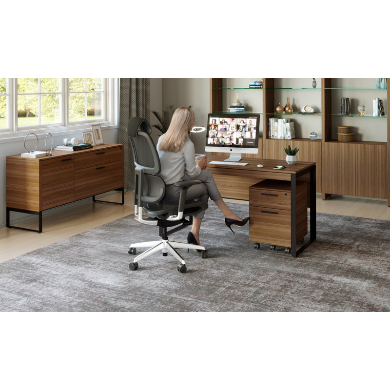 Voca Swivel Task Chair