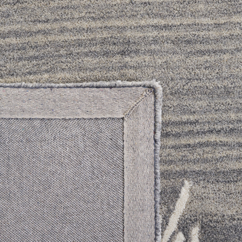 Fifth Avenue 129 Area Rug In Grey / Ivory, Runner 2'3" x 8'