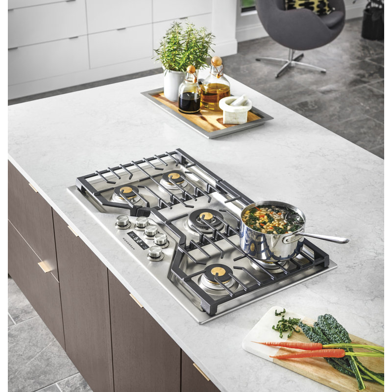 Monogram 36" Deep-Recessed Gas Cooktop
