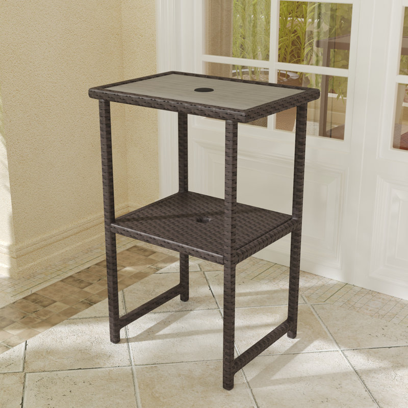 Table de bar Hicran, Brun
