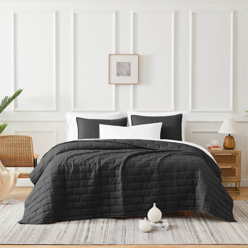 Southshore Fine Linens Brickyard Lightweight Oversized Quilt Set with matching shams, Full/Queen Quilt + 2 Standard Shams