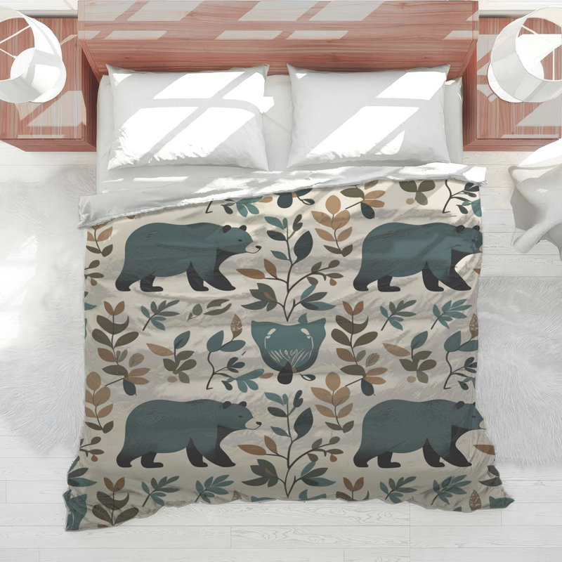 Bear Foliage Pattern Comforter, King