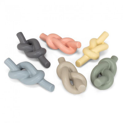 Ensemble de 6 petites figurines en corde nouée