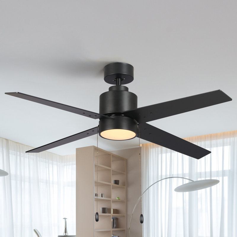 Ventilateur de plafond standard à 4 pales avec ensemble d'éclairage Avnee