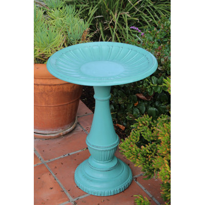 Onalaska Metal Fountain Birdbath
