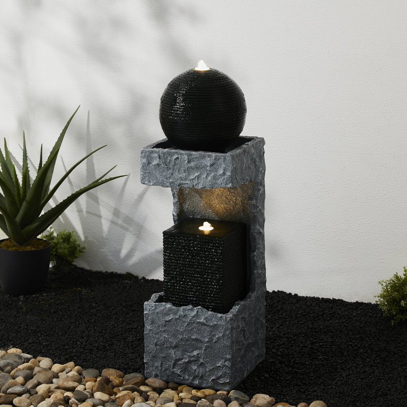 Fontaine Ayita en résine avec lumière