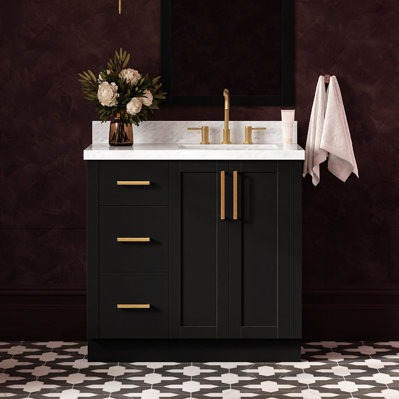 Meuble-lavabo rectangulaire simple de 94 cm (37 pouces) décalé vers la droite, avec comptoir en marbre blanc de Carrare de 3,8 cm (1,5 pouce) d'épaisseur, finition noire.
