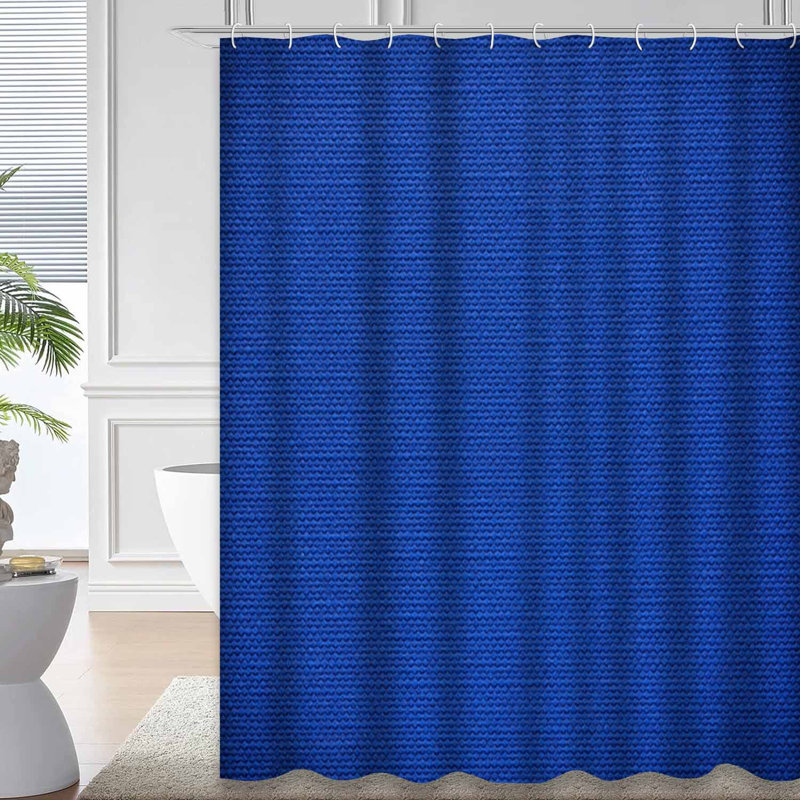 Rideau de douche triangulaire bleu foncé à motif géométrique triangulaire bleu marine avec 12 crochets, L 72 po x l 84 po