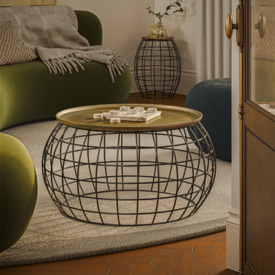 Ensemble de 2 tables basses et tables de bout Belles Milo - plateau rond en laiton antique avec base en fer noir