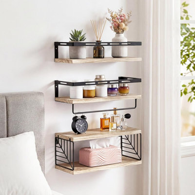 Étagères de salle de bain murales au-dessus de la toilette, tablettes de rangement en bois massif à 3 niveaux avec panier, barre à serviettes et rails de protection, brun clair rustique