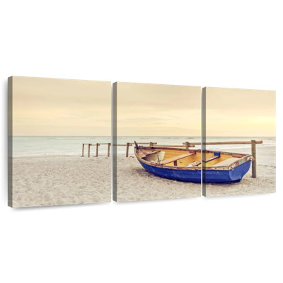Bateau Mehar à la plage
