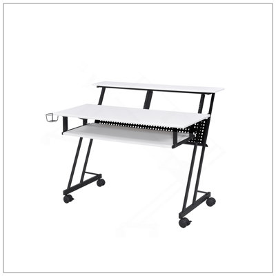Bureau de studio d'enregistrement de musique polyvalent avec des fonctionnalités avancées pour la créativité