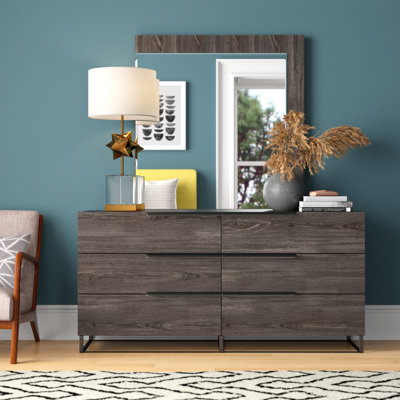 Saltz 61'' W 6 - Drawer Dresser