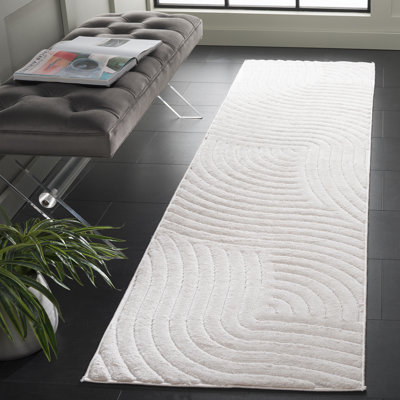 Alis Geometric Area Rug