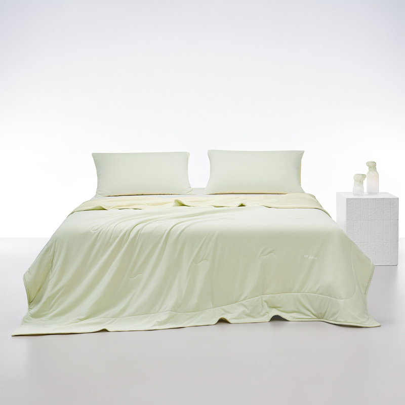 Couette rafraîchissante double face 59 po x 85 po, Full / Double