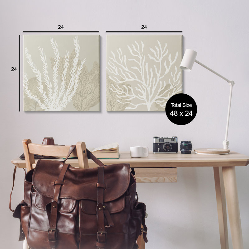 Ensemble de 2 toiles murales en sourdine de corail sur fond beige, design par Yvette St. Amant, H 24 po x l 24 po