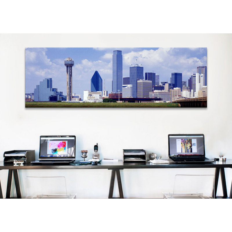 « dallas, texas », reproduction de photo sur toile, H 16 po x l 48 po x P 1,5 po, Toile tendue