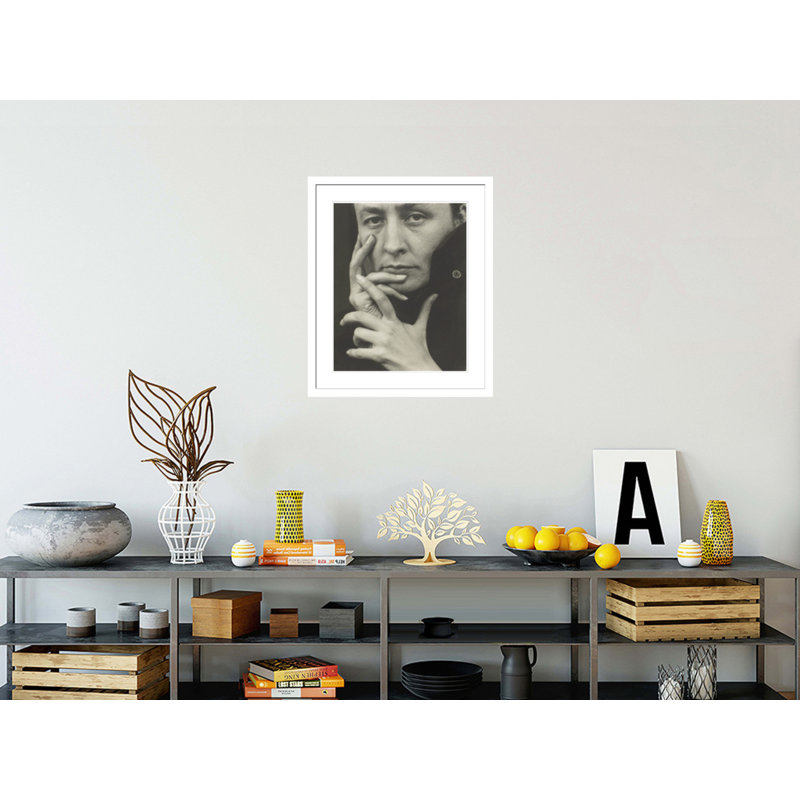 «Georgia O'Keeffe» par Alfred Stieglitz, impression giclée sur cadre, H 28 po x l 23,5 po