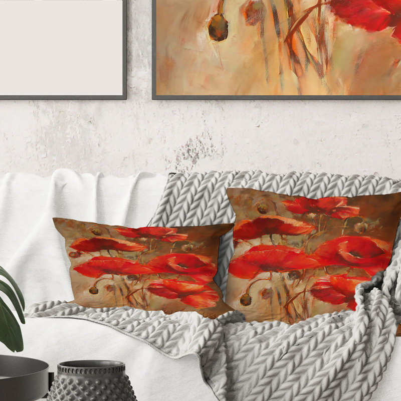 Red Blossoming Poppies VI - Coussin traditionnel imprimé, 18" x 18"