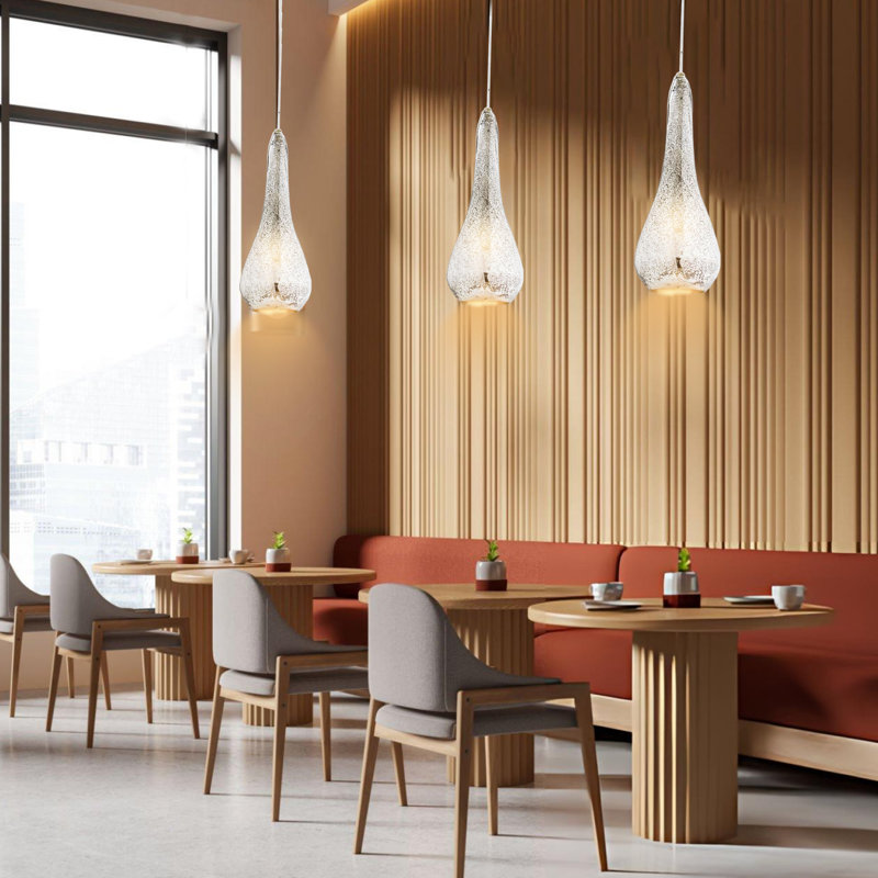 Luminaire suspendu à une lumière
