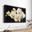 Fleurs fraîches d'orchidées blanches sur toile-100705022