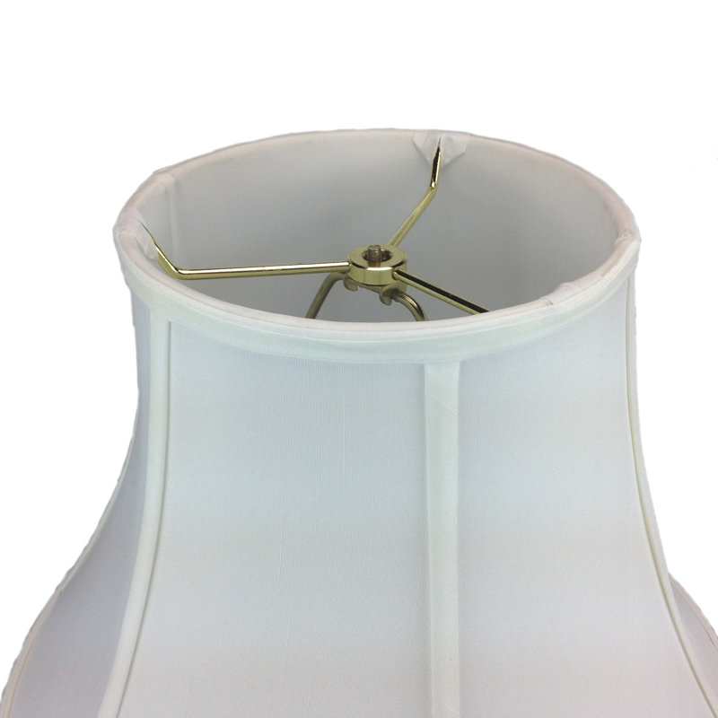 Abat-jour cloche en soie/chantoung H 12 po x l 16 po (araignée) de couleur blanche
