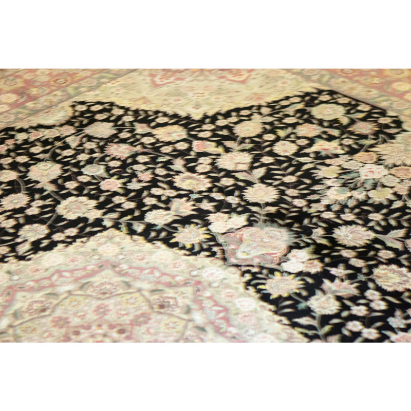 Hand Knotted Wool Area Rug in Black And Cream