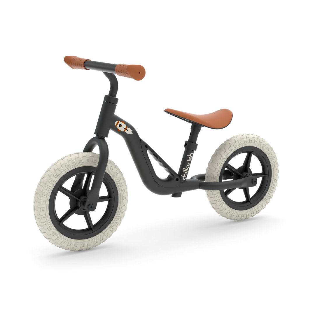 Chillafish Charlie 10 Inch Balance Bike Black - Image 4