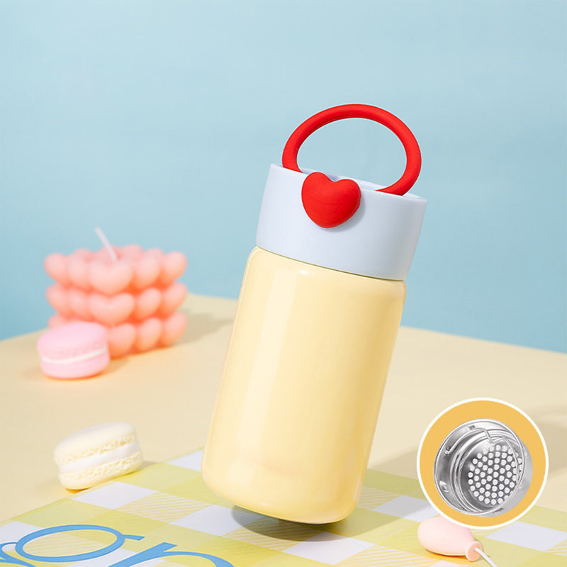 Bouteille d'eau compacte avec gobelet isotherme de style coréen pour les hommes et les femmes, Jaune